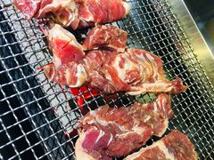 -马路牙子地桌烤肉(工体店)