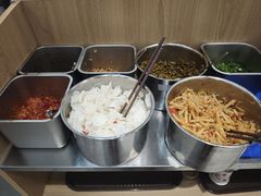 -甘掌门·化州驰名牛杂粉(越秀店)