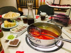 -左庭右院鲜牛肉火锅(浦江欢乐颂店)