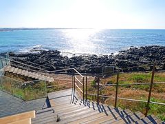-Cafe Aewol Monsant
