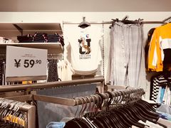 -H&M(来又来时尚购物广场店)