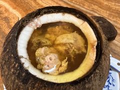 原只椰子炖走地鸡-達揚原味燉品(文明路店)