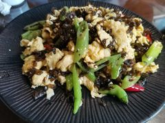 -东口码头·烧鸽子·鱼头泡饼·地方菜(金鹰悦城店)