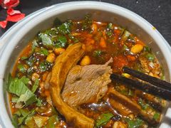 -小饕荟雅安贡椒鱼鲜馆(广福桥店)