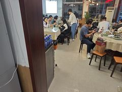-天天向上素食餐厅(五台山店)
