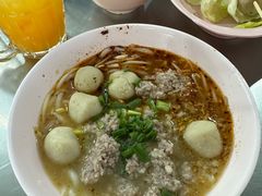 -榮泰米粉湯(Left Shop)