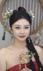 -莫小姐婚纱