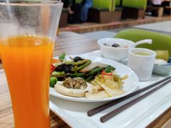 -感恩心素食馆(百世广场店)