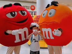 -m豆巧克力世界(上海世茂广场店)