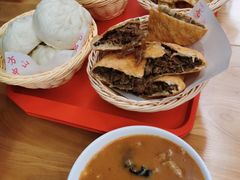 -方中山胡辣汤(成都首店)