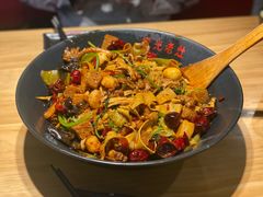 老灶麻辣香锅-风光老灶麻辣香锅(大成路翠微百货店)