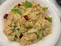 -大妈饺子馆·特色锅包肉·饺子(鼓楼店)