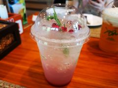 -Chom Cafe and Restaurant