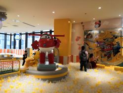 -乐多星球潮玩中心(沈阳嘉里城店)
