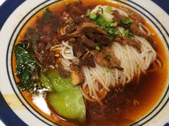 -霸蛮湖南菜·牛肉粉(荣京西街店)