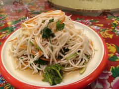 -闯关东东北农家菜(崂山石老人店)