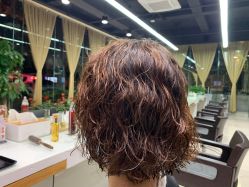 -CARR SALON