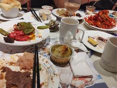 -四海一家自助餐(益田假日广场店)