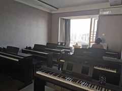 -乐尚音乐空间·钢琴·声乐·架子鼓(会展中心店)