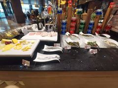 自助取餐区-OPEN開全日自助餐厅·牛肉火锅·海鲜(佛山希尔顿酒店)