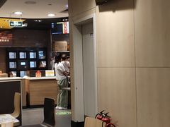 -麦当劳(湖光北街店)