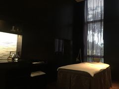-深圳隐秀山居酒店