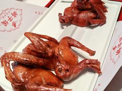 -鸽子侯·家宴·平价海鲜(绿地店)