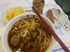 -好一家牛肉粉(山东路家乐福店)