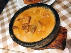 火山咖喱牛腩-新大咀港式茶餐厅(宝山万达店)