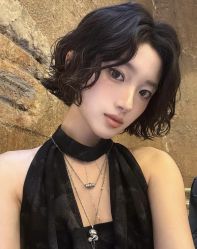 -苑苑发型设计