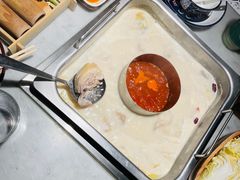-尚尚仙·酸汤猪手·猪肚鸡火锅(华联万柳购物中心店)