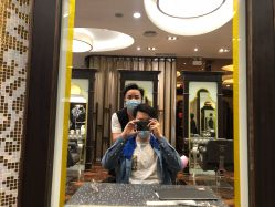 点击看大图 -八佰伴8008星级形象店