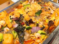 -后街佬·炭火鲜鱼杂(南城店)