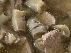 -汤锅大王(新平曹苏黄牛汤锅有限公司)