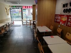 大堂-华莱士·炸鸡汉堡(李沧乐客城店)