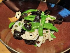 荷塘月色-青年公社烤鸭(肇嘉浜路店)
