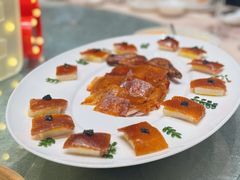 -景月阁空中食府(希尔顿酒店)