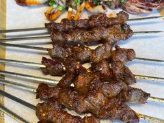 -街角等你.大连海鲜烧烤.经典铁板海鲜串(西安路店)