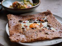 鸡蛋蘑菇熏肉荞麦可丽饼-RAC BAR(安福路店)