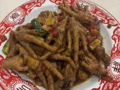 -江城燕子大排档(江汉路步行街店)