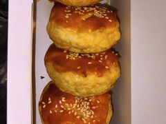 现烤老婆饼-可斯贝莉现烤面包·生日蛋糕(岭南天地店)