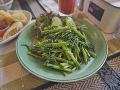 虾酱空心菜-Cafe de Thaan Aoan
