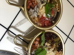 -贤合庄卤味火锅(安吉万达店)
