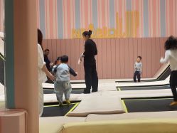 -奈尔宝家庭中心·亲子餐厅(鄞州万达店)