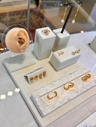-Réluxe瑞兰穿耳(金光华广场店)