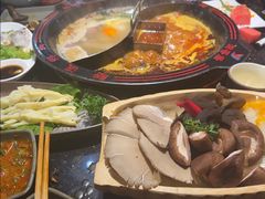 -渝香居重庆火锅(铁西三道街店)