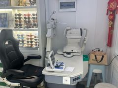 -新视达眼镜店·蔡司·依视路(名镜苑店)