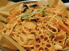-红渡小香·牛肉麻辣香锅(车站南路店)