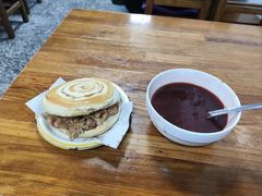-秦豫肉夹馍(东羊市店)