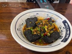 -黑白电视长沙小吃(美林M·LIVE天地东座店)